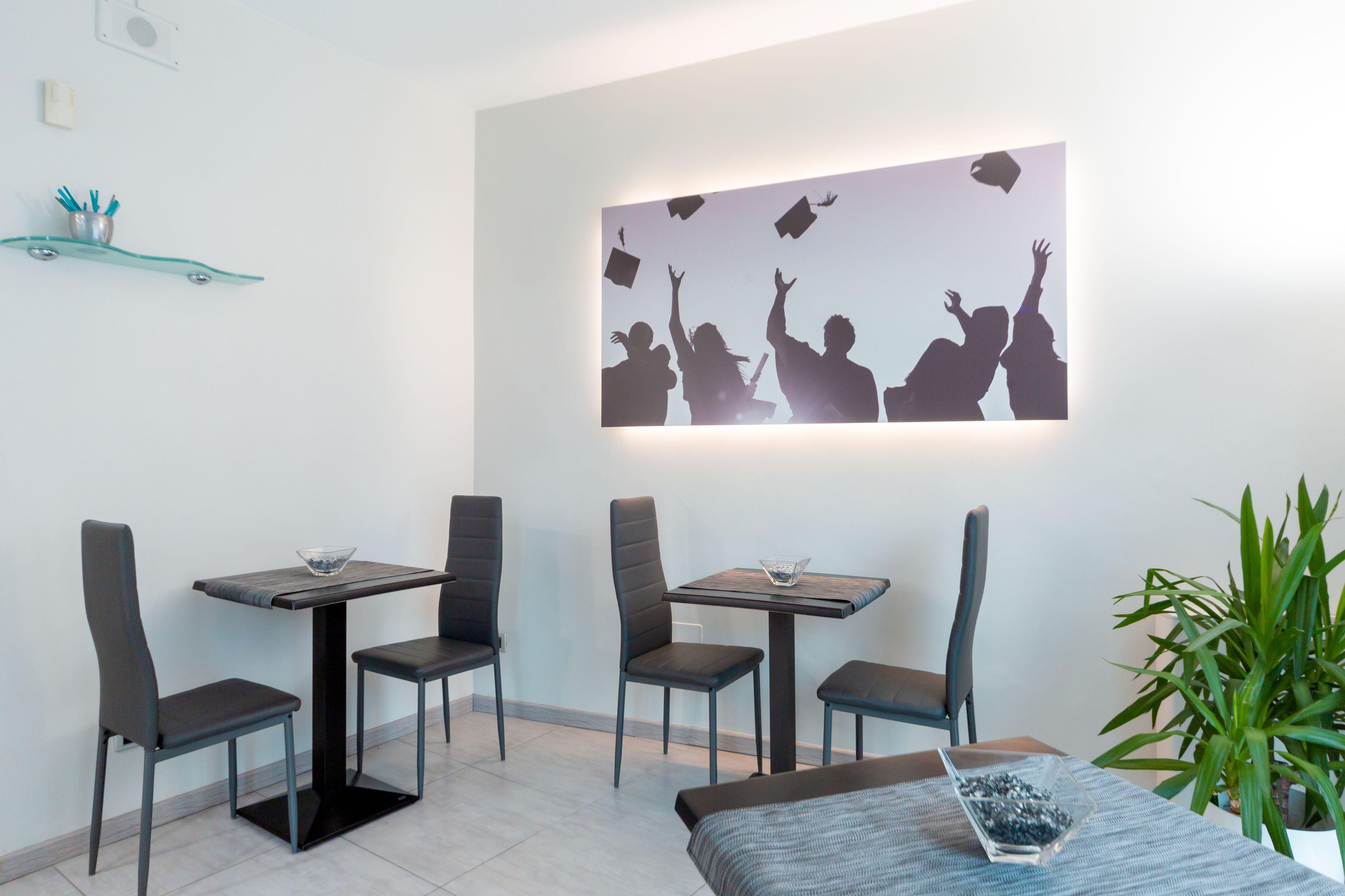 Hotel University — Foto 1